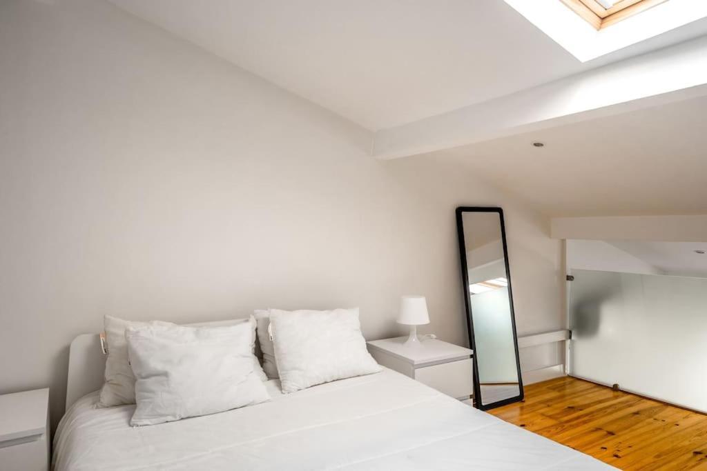 Charming Studio With Ac And Loft On Ground Floor Lisboa 外观 照片