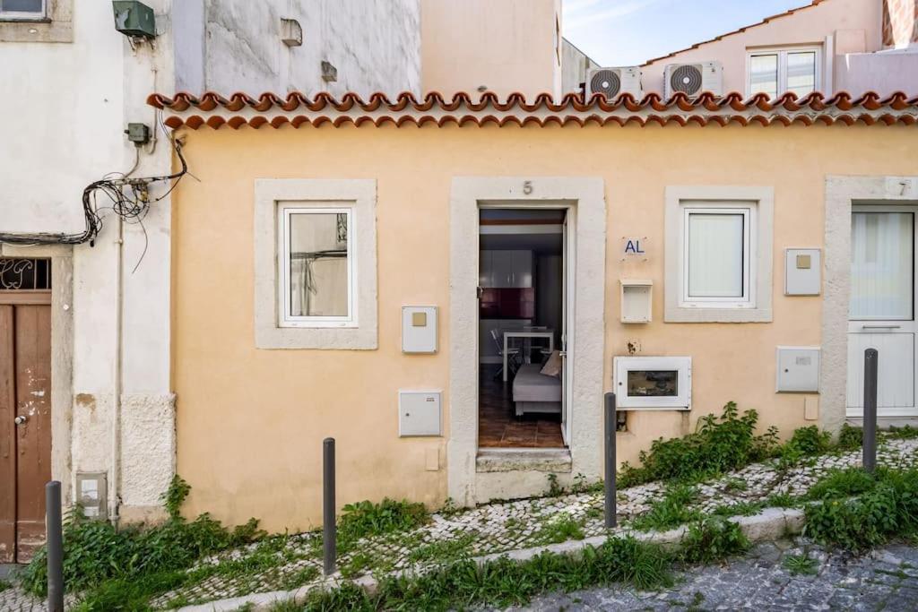 Charming Studio With Ac And Loft On Ground Floor Lisboa 外观 照片